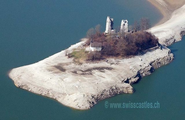 Ogoz Castle (Ruin) (Pont-en-Ogoz)