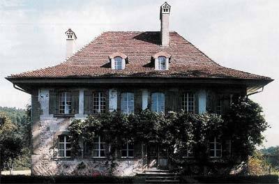 Courtaney Castle (Avry)
