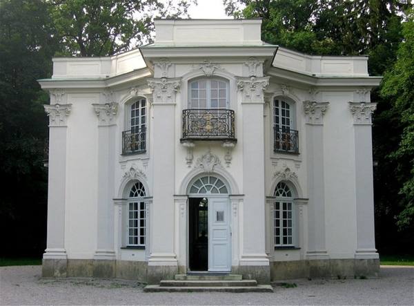 Pagodenburg Castle