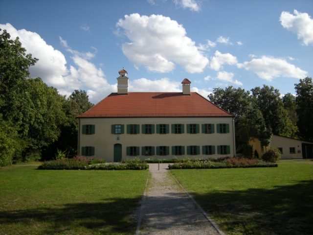 Pelkoven Castle