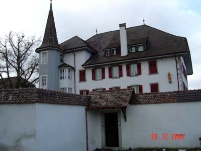Lully Castle