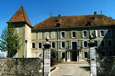 Dardagny Castle