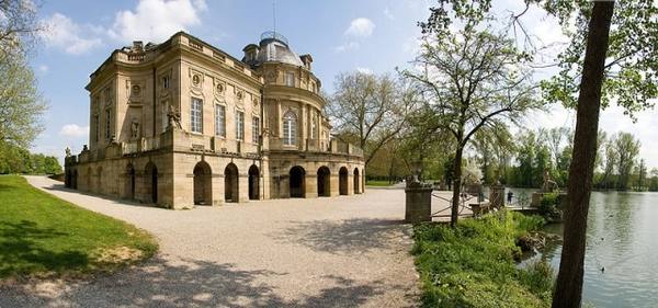 Monrepos Castle