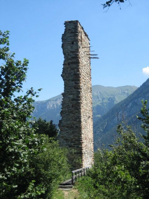 Cagliatscha Castle (Ruin) (Andeer)