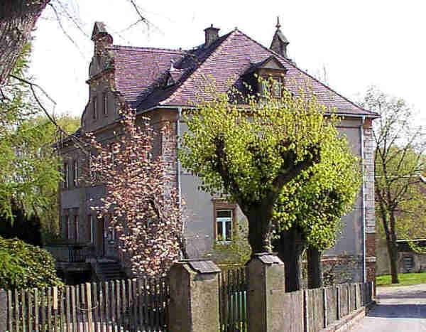 Semmichau Manor