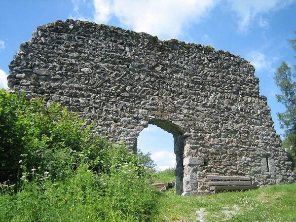 Frauenberg Castle (Ruin) (Ruschein)