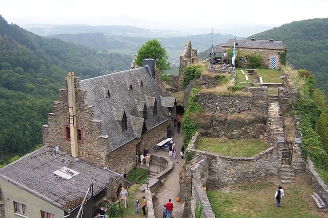Burgruine Veldenz