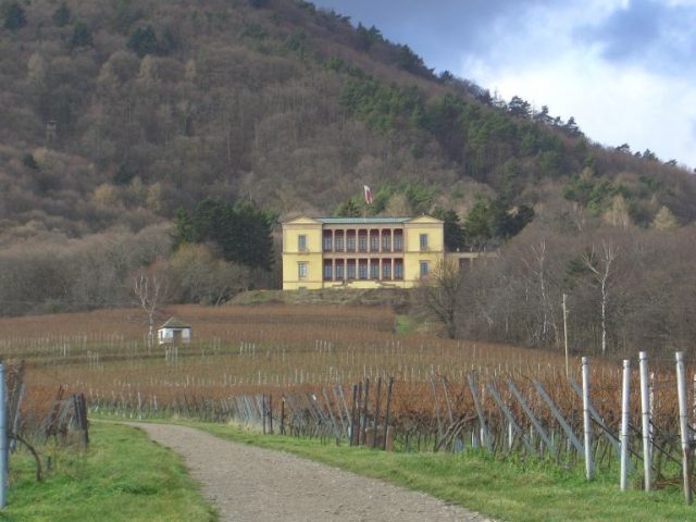 Ludwigshöhe Castle