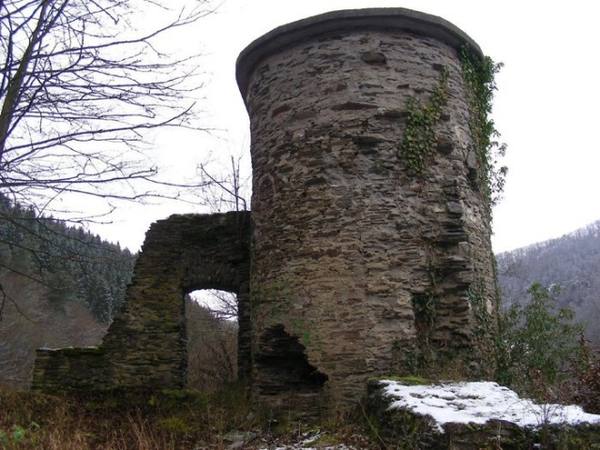 Geroldstein Castle (Ruin)