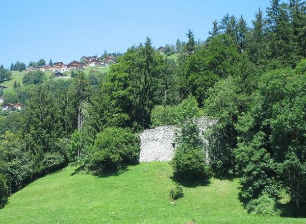 Kapfenstein Castle (Ruin) (Küblis)