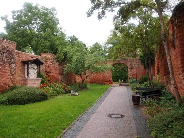 Ruine Altes Schloss Bretzenheim