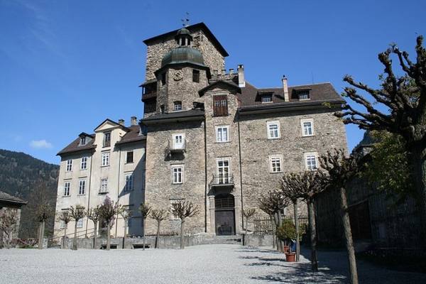Ortenstein Castle (Tumegl/Tomils)