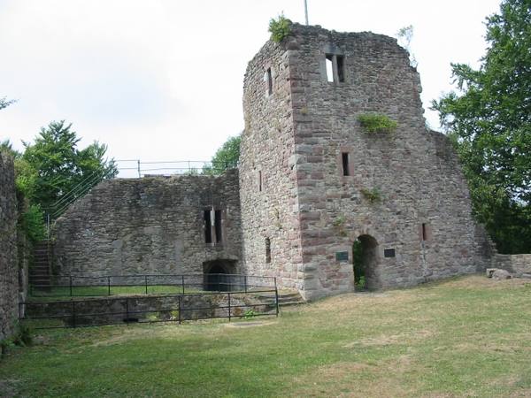 Steckelburg Castle (Ruin) (Ramholz)