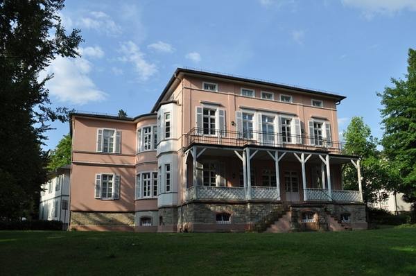 Paulinen Castle (Bad Soden)