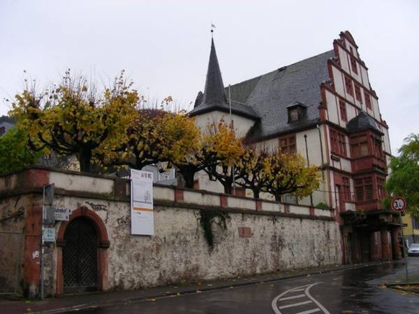 Hilchenhaus Manor (Lorch)