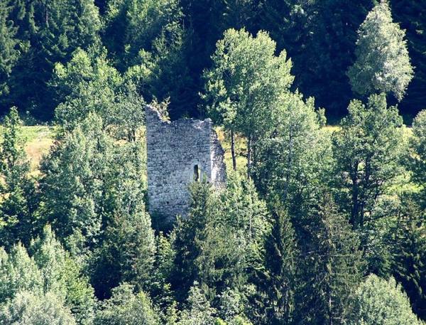Saxenstein Castle (Ruin) (Obersaxen)