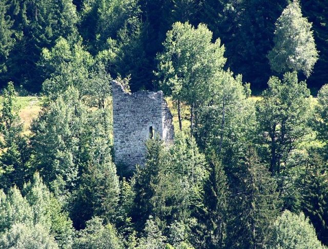 Saxenstein Castle (Ruin) (Obersaxen)