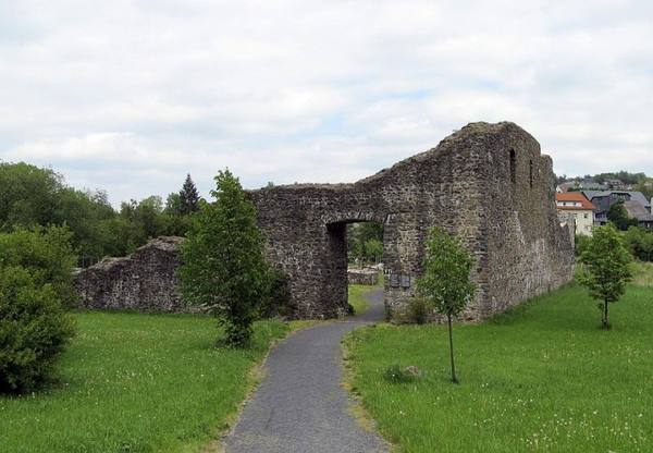 Unterburg Castle (Ruin) (Driedorf)
