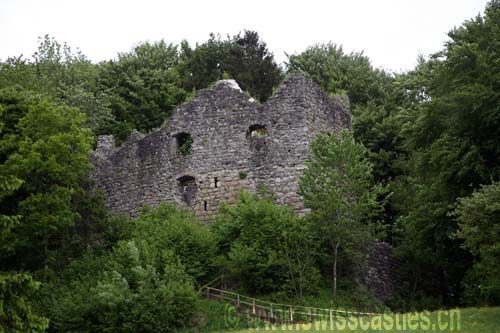 Lieli Castle (Ruin)