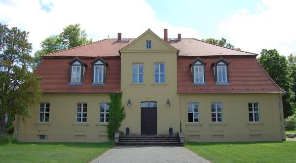 Herrenhaus Vollenschier