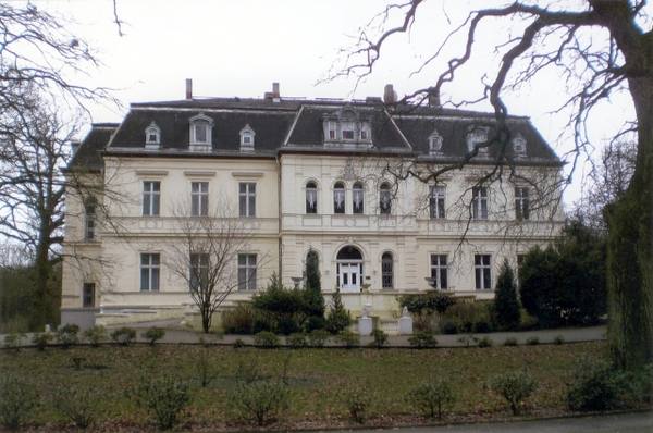 Schloss Schönfeld