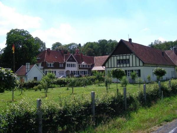 Venhaus Manor