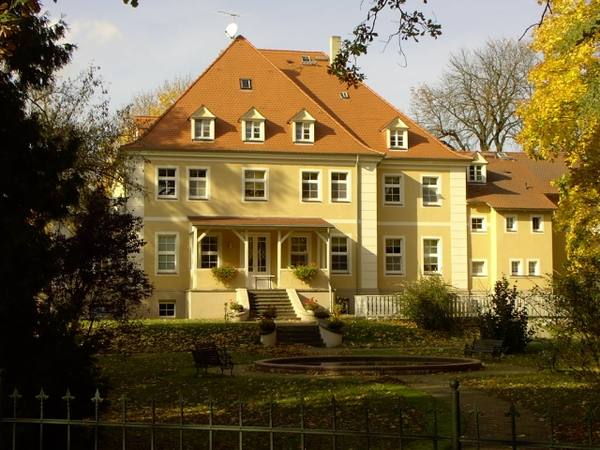 Teicha Manor