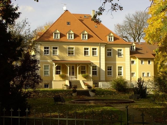 Teicha Manor