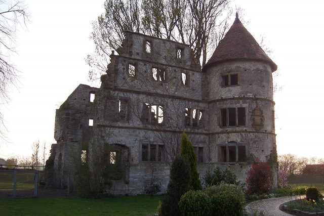 Vernaburg Castle (Ruin) (Verne)