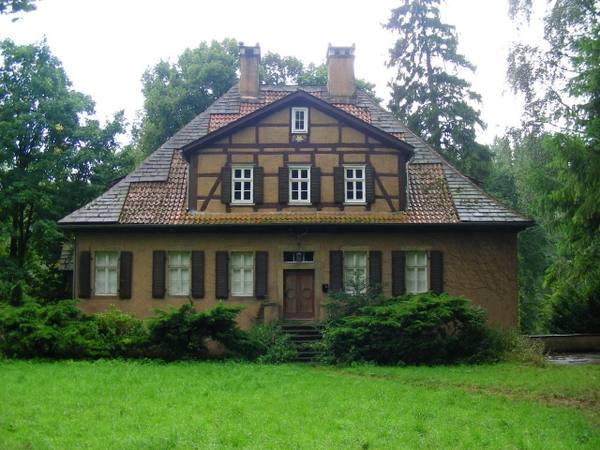 Rustenhof Manor (Istrup)