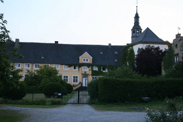Holthausen Manor (Büren)