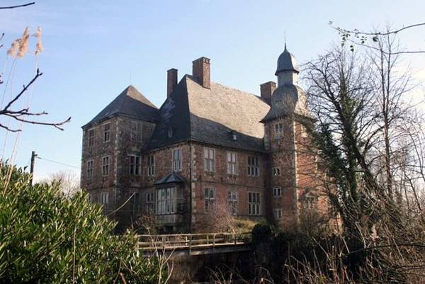 Nehlen Castle (Berwicke)
