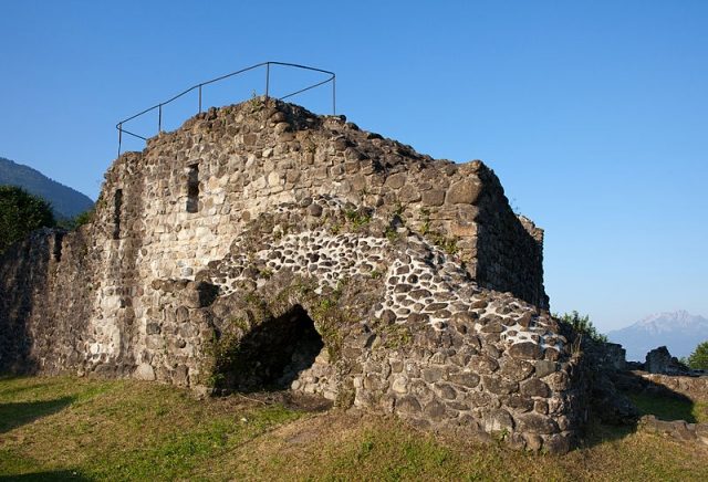 Gesslerburg Castle (Ruin) (Küssnacht)
