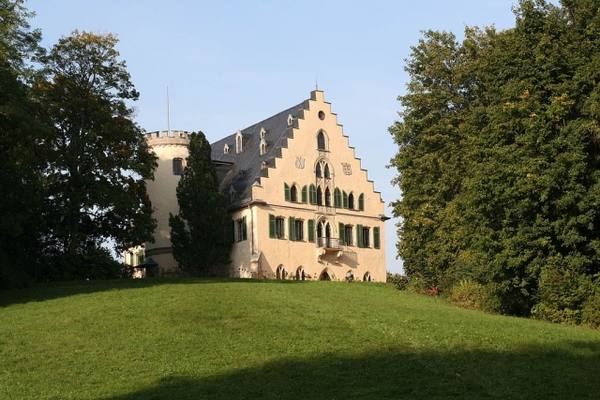 Rosenau Castle