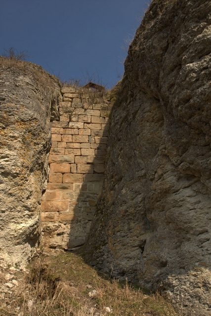 Niesten Castle (Ruin)