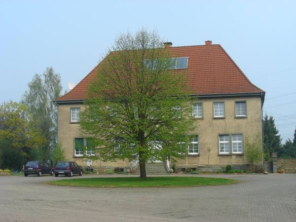 Westen Manor