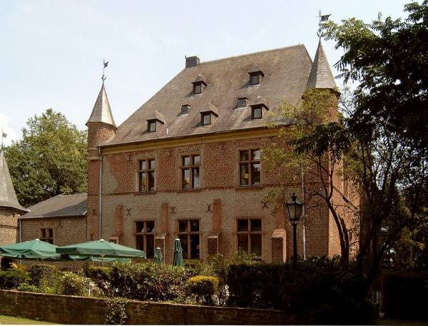 Ingenhoven Castle (Lobberich)