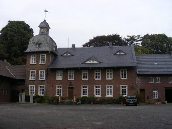 Noithausen Manor