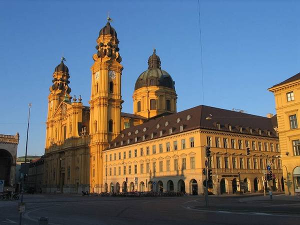 Moy Palace