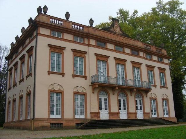 Schönbusch Castle