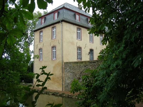 Burg Niederkastenholz