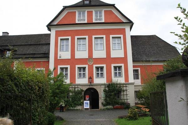 Adelsheim Castle