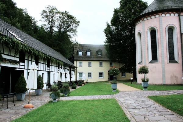 Seligenthal Abbey