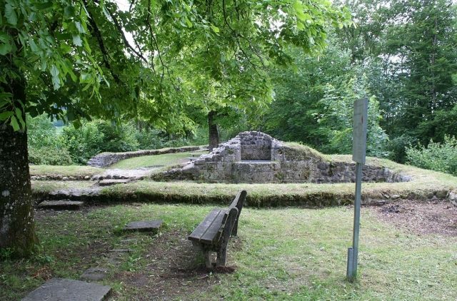 Alt-Landenberg Castle (Ruin)