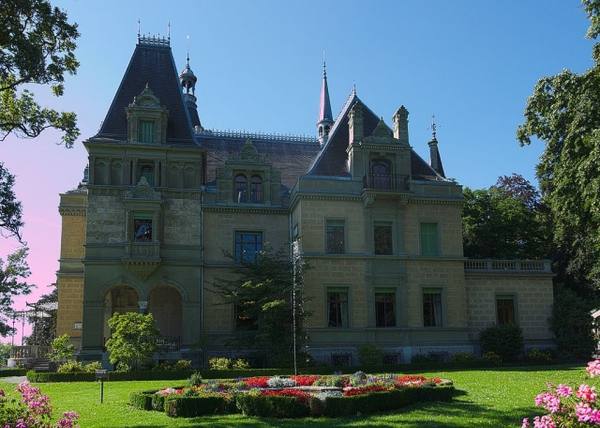 Hünegg Castle