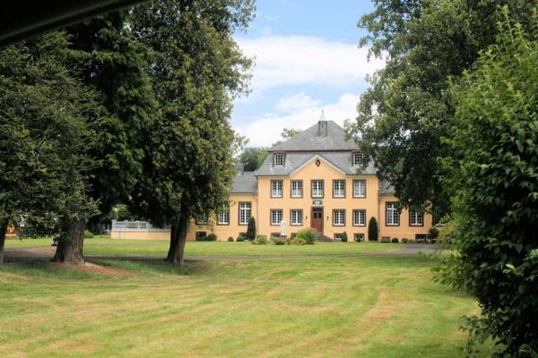 Haus zur Mühlen Castle (Siegburg)