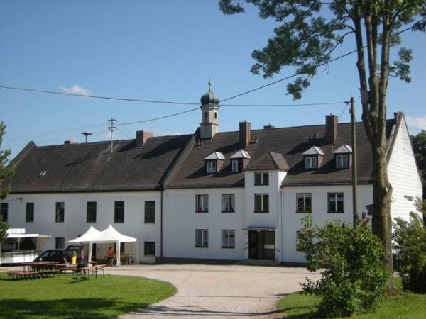 Ottenhofen Castle
