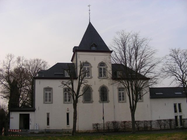 Linde Castle