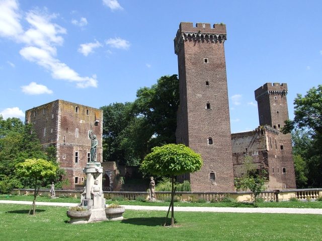 Burg Landesburg (Lechenich)