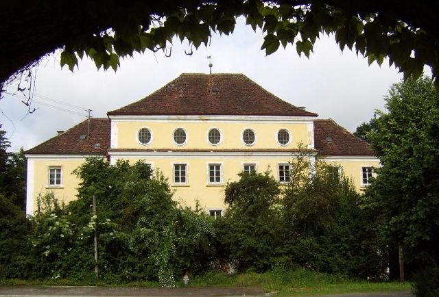 Schloss Mickhausen